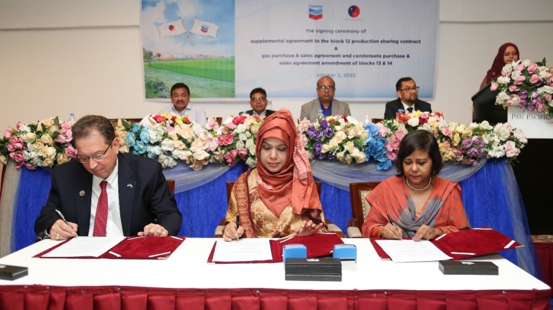 In October 2022, Chevron Bangladesh signed several agreements with the Energy and Mineral Resources Division and Petrobangla to drill new wells at the expanded Bibiyana gas field.